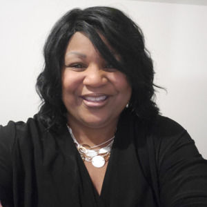 Meet your Posher, Annette